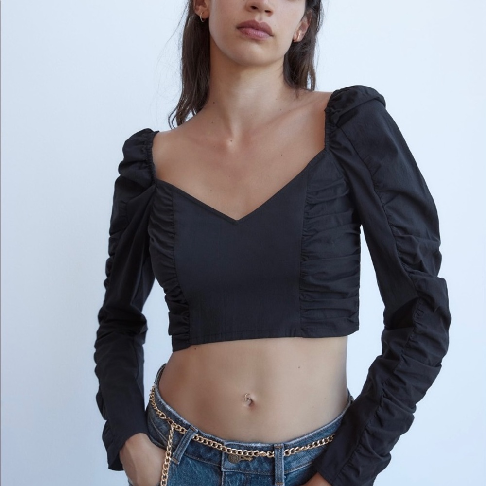 NWT Zara Ruched Crop Top
